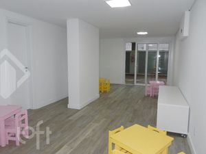 Image 19 - 280686