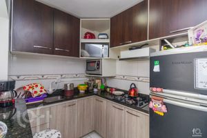 Image 4 - 280798