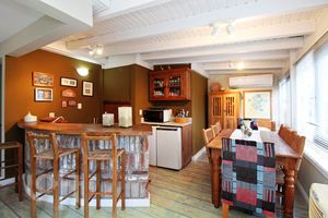 Image 29 - 280957