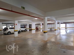 Image 29 - 281074