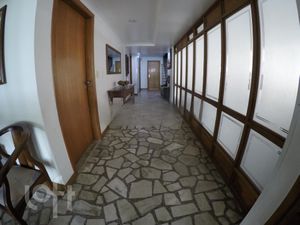 Image 26 - 281082