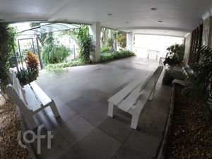 Image 29 - 281082