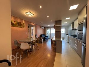 Image 17 - 281147