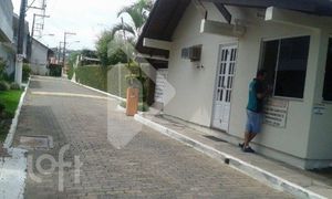 Image 19 - 281179