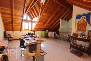 Image 28 - 281208