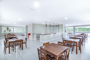Image 27 - 281225