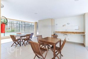 Image 29 - 281225