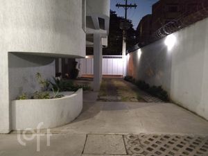 Image 18 - 281447
