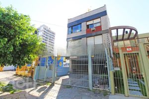 Image 25 - 281530