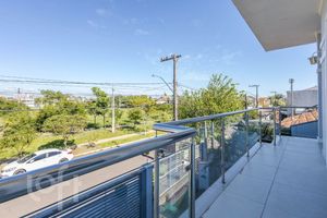 Image 30 - 281532