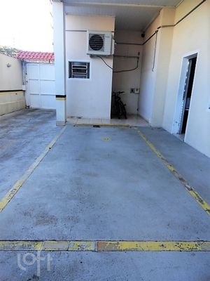 Image 15 - 281602