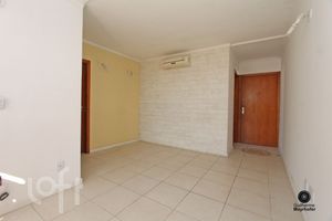 Image 10 - 281611