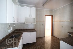 Image 14 - 281646