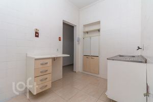 Image 12 - 281810