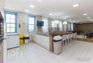 Image 17 - 281909