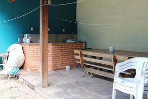 Image 17 - 282015