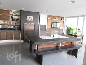 Image 21 - 282040