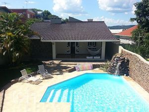 Image 19 - 282056