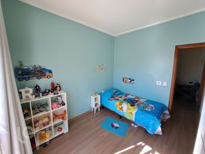 Image 26 - 282056