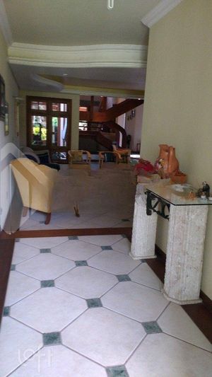 Image 2 - 282123