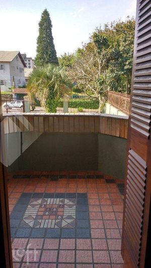 Image 19 - 282123