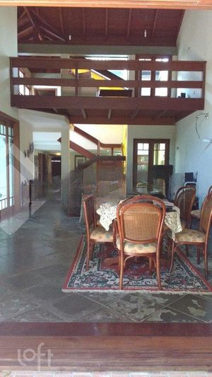 Image 33 - 282123