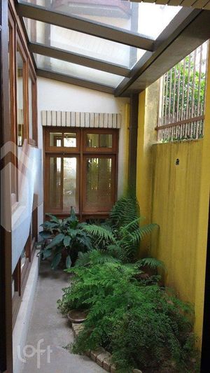 Image 26 - 282123