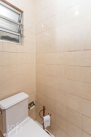 Image 33 - 282179