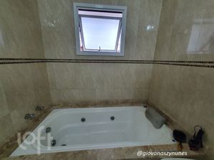 Image 8 - 282225