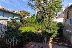 Image 19 - 282233
