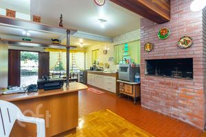 Image 27 - 282233