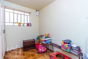 Image 21 - 282233
