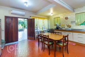 Image 25 - 282233