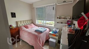 Image 14 - 282323