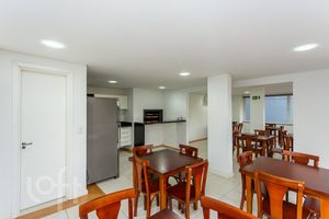Image 28 - 282334