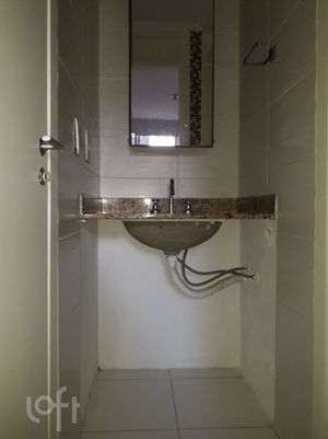 Image 19 - 282394