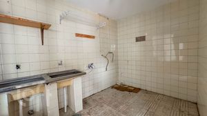 Image 30 - 282404