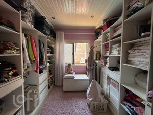 Image 19 - 282549