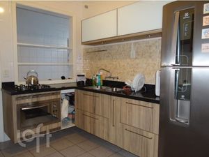 Image 17 - 282580
