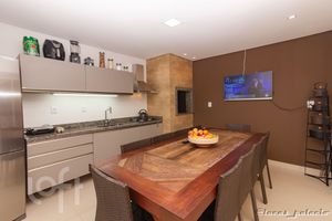 Image 15 - 282587