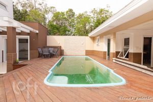 Image 11 - 282587