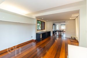 Image 6 - 282623