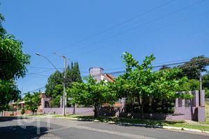 Image 33 - 282847