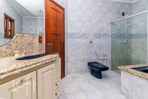 Image 9 - 282878