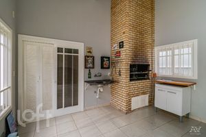 Image 21 - 283001