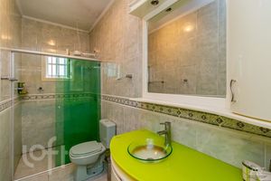 Image 19 - 283001