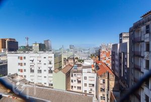Image 30 - 283142