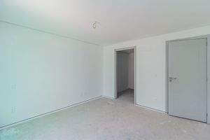 Image 13 - 283182