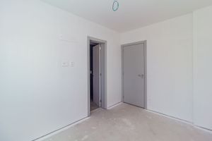Image 37 - 283182