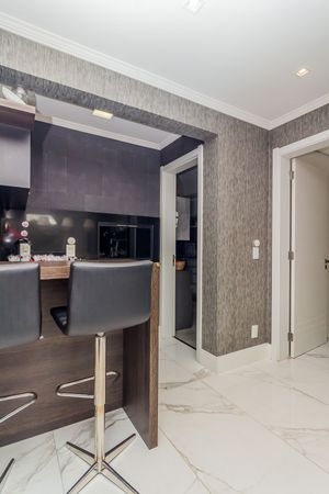 Image 25 - 283212
